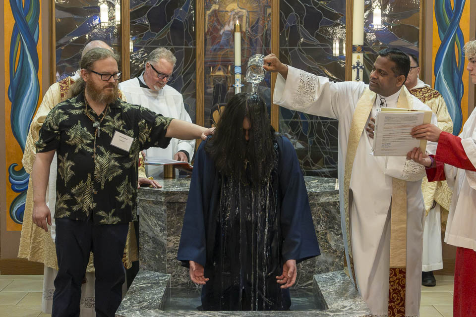 2026-StMary-EasterVigil (89 of 215).jpg